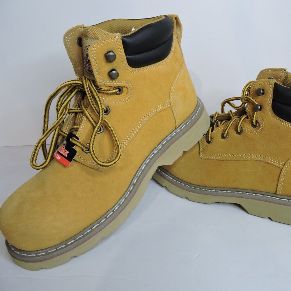Clearance !! Brahma Bravo II  Leather Steel Toe 6" Work Boots. brand new